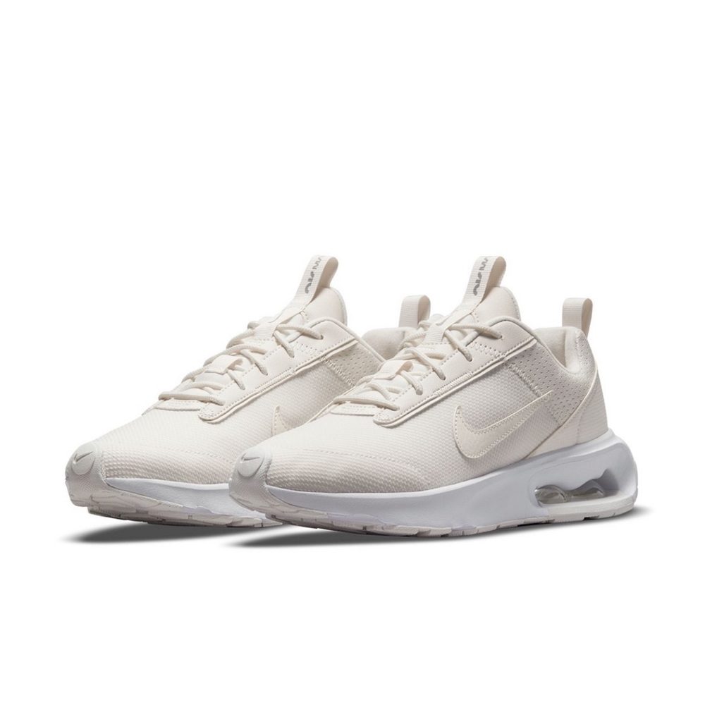 Nike Air Max Interlock 75 Light Sneakers